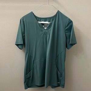 DC STYLE (Barco) Grey’s Anatomy Edge Women’s Axis Spit V-Neck Scrub Top, Aloe